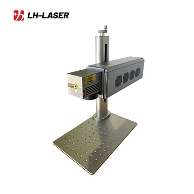 50W vláknový laserový značkovací stroj na kov
